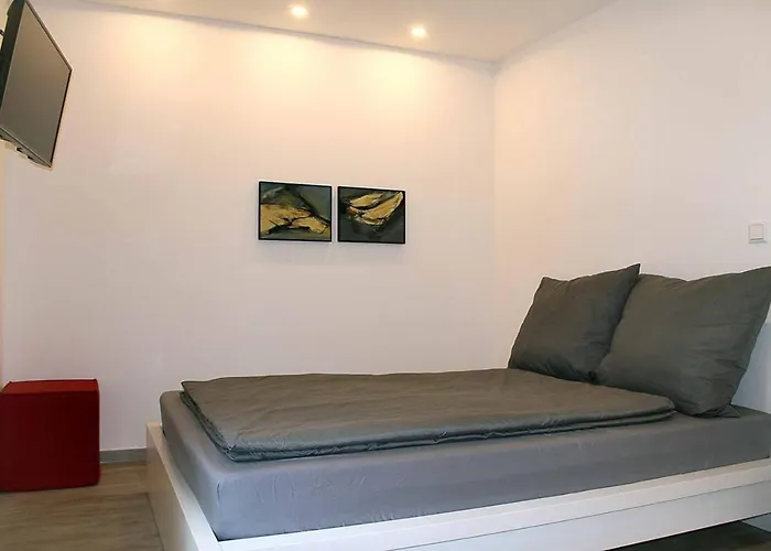 Cube-house In Franken بيت للعطل فولكاخ